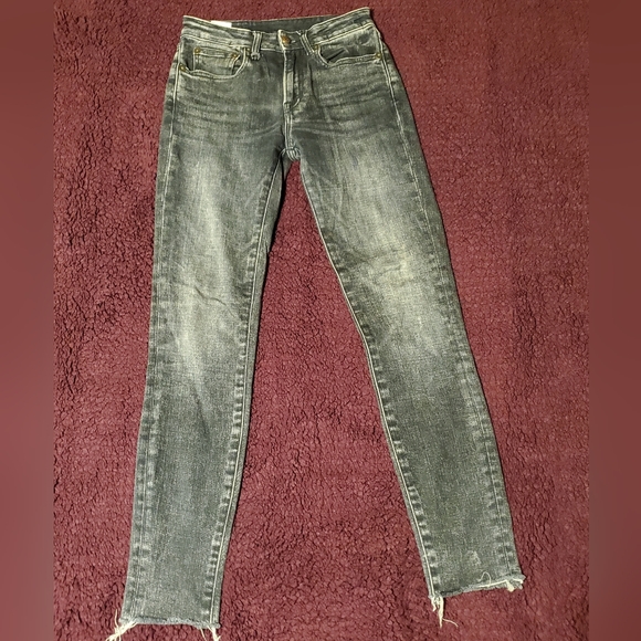 R13 Alison Skinny Distressed Black Wash Raw Hem Women Size 24 (25"wX28.5"l) - Picture 3 of 13